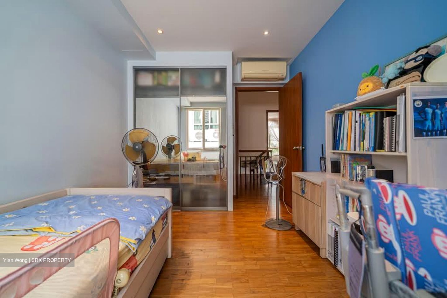 Ang Mo Kio Avenue 4 (D20), Terrace #612854361